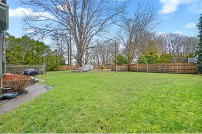 686 Hope Street #3, Bristol, RI 02809 - Photo 2