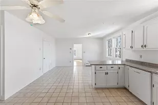 686 Hope St, Bristol, RI 02809 - Photo 24