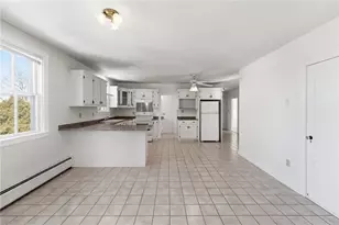 686 Hope St, Bristol, RI 02809 - Photo 6