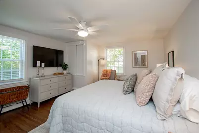 17 Rosedale Court, Middletown, RI 02842 - Photo 18