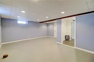 72 Westfield Dr, Cranston, RI 02920 - Photo 22