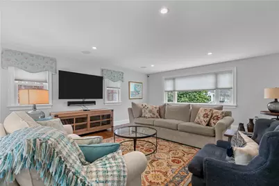 36 Keeher Avenue, Newport, RI 02840 - Photo 4