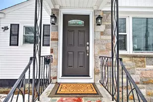 46 Hopewell Ave, Cranston, RI 02920 - Photo 6