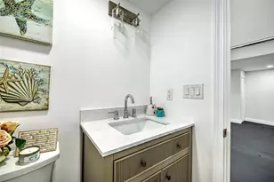 46 Hopewell Ave, Cranston, RI 02920 - Photo 42