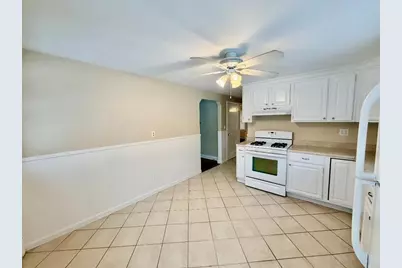 14 Amanda Street, Cranston, RI 02920 - Photo 10