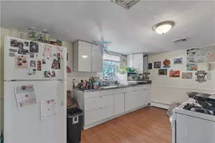 86 Tobey St, Providence, RI 02909 - Photo 32