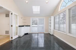 2 Eagle Run, Warwick, RI 02818 - Photo 6