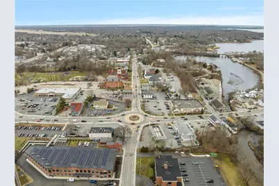 3135 Post Road Road, Warwick, RI 02886 - Photo 10