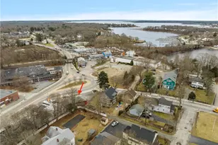 3135 Post Road Rd, Warwick, RI 02886 - Photo 2