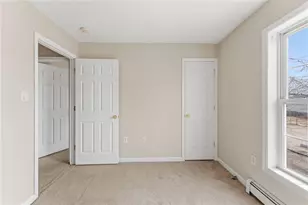 281 Swan St, Providence, RI 02905 - Photo 16