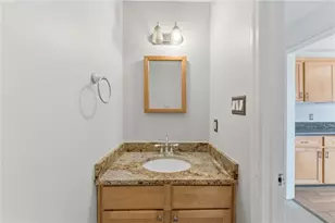 281 Swan St, Providence, RI 02905 - Photo 26