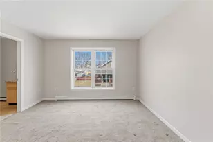 281 Swan St, Providence, RI 02905 - Photo 8