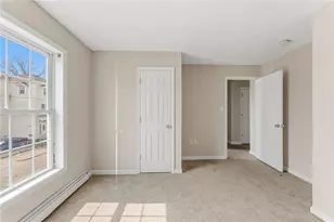 281 Swan St, Providence, RI 02905 - Photo 16