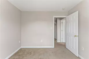281 Swan St, Providence, RI 02905 - Photo 22