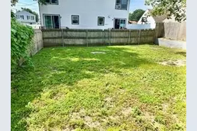 6 Stockwell Street, Providence, RI 02909 - Photo 4