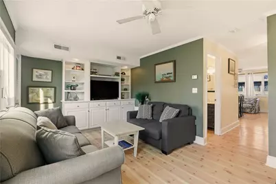 216 Goddard Row, Newport, RI 02840 - Photo 4