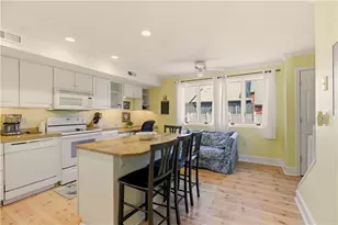 216 Goddard Row, Newport, RI 02840 - Photo 8