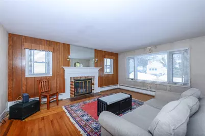 77 Gardiner Avenue, East Providence, RI 02914 - Photo 8