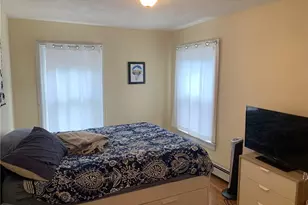 27 Young St, Newport, RI 02840 - Photo 16