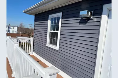 131 Beverage Hill Avenue, Pawtucket, RI 02860 - Photo 8