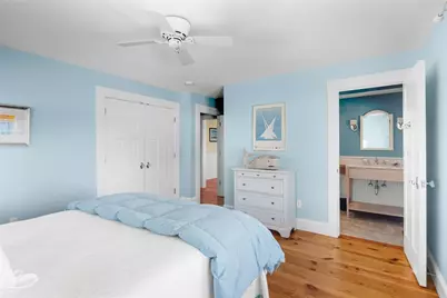 140 Tuckerman Avenue, Middletown, RI 02842 - Photo 32