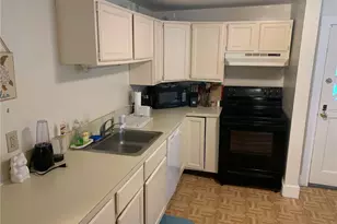 42 Lee Ave, Newport, RI 02840 - Photo 6