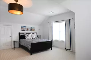 4 Wimbeldon Circle, Portsmouth, RI 02871 - Photo 18