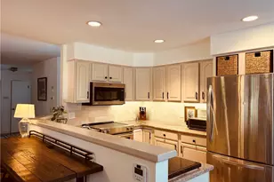 9 Mystic Ave, East Providence, RI 02915 - Photo 6
