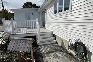 535 Hancock St, Tiverton, RI 02878 - Photo 8