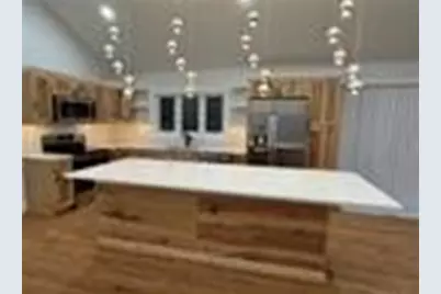 535 Hancock Street, Tiverton, RI 02878 - Photo 2