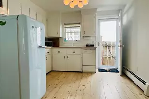 39 Pope St, Newport, RI 02840 - Photo 12