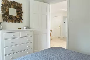 39 Pope St, Newport, RI 02840 - Photo 16