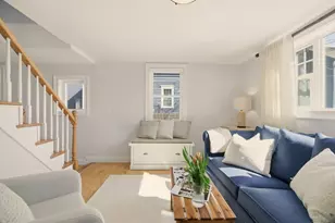 30 S Baptist St, Newport, RI 02840 - Photo 10