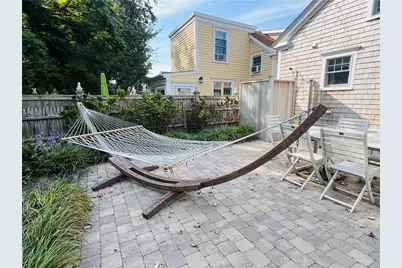 39 Pope Street, Newport, RI 02840 - Photo 22