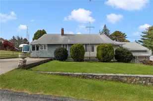 26 Chardon Dr, Portsmouth, RI 02871 - Photo 1