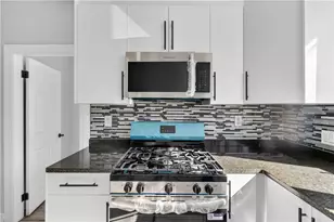 68 Touro St, Providence, RI 02904 - Photo 12