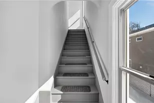 68 Touro St, Providence, RI 02904 - Photo 24