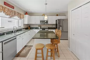 83 Oceanwoods Dr, North Kingstown, RI 02852 - Photo 8