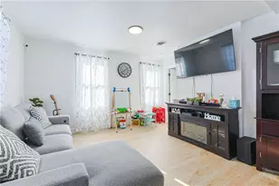 13 Bettez St, Warwick, RI 02893 - Photo 10