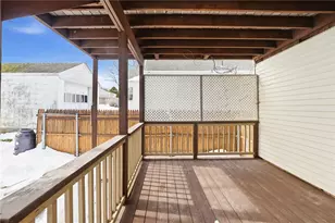 82 Hillcrest Ave, Pawtucket, RI 02860 - Photo 26