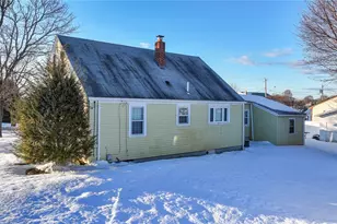 24 Wilson Ave, Johnston, RI 02919 - Photo 8