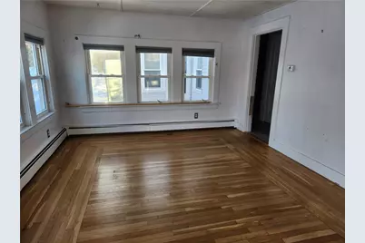 25 Thomas Street, North Kingstown, RI 02852 - Photo 2