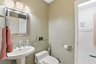 244 Beechwood Dr, Cranston, RI 02921 - Photo 24