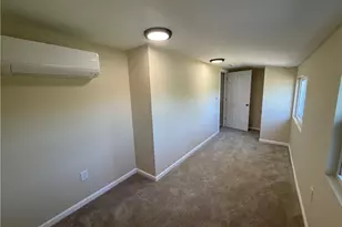 64 Ormsby Ave, Warwick, RI 02886 - Photo 16