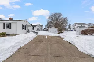 20 John St, North Providence, RI 02904 - Photo 6