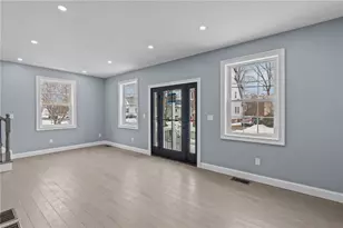 68 Enfield Ave, Providence, RI 02908 - Photo 4