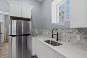 68 Enfield Ave, Providence, RI 02908 - Photo 38