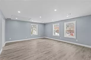 68 Enfield Ave, Providence, RI 02908 - Photo 24
