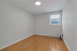 49 Ames St, Pawtucket, RI 02861 - Photo 14
