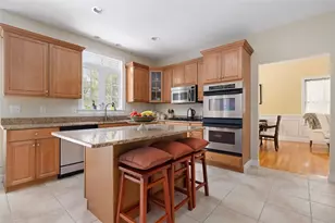 15 Susan Dr, Cumberland, RI 02864 - Photo 4